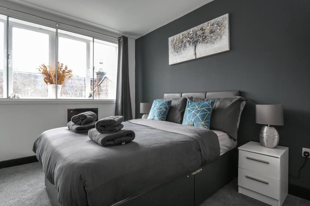 *liverpool Centre Modern Stylish *